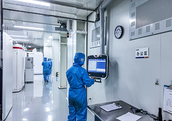 Class 10,000 Cleanroom